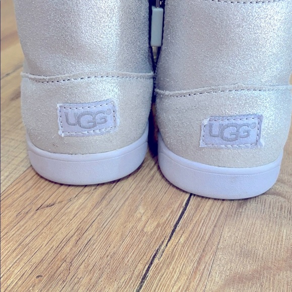 Toddler UGG Boots - Picture 2 of 2
